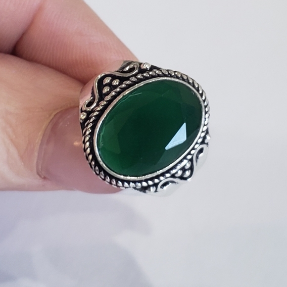 Handmade Green Onyx Gemstone Silver Vintage Antique Ring - Picture 3 of 13